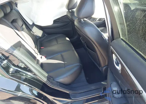 2018 Infiniti Q50 3.0T Luxe z USA, uszkodzony, nr VIN JN1EV7AP0JM357736